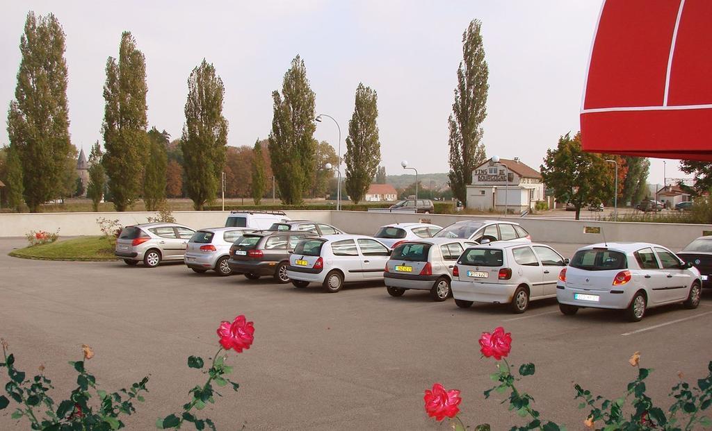 Le Chagny Hotel Шани Екстериор снимка