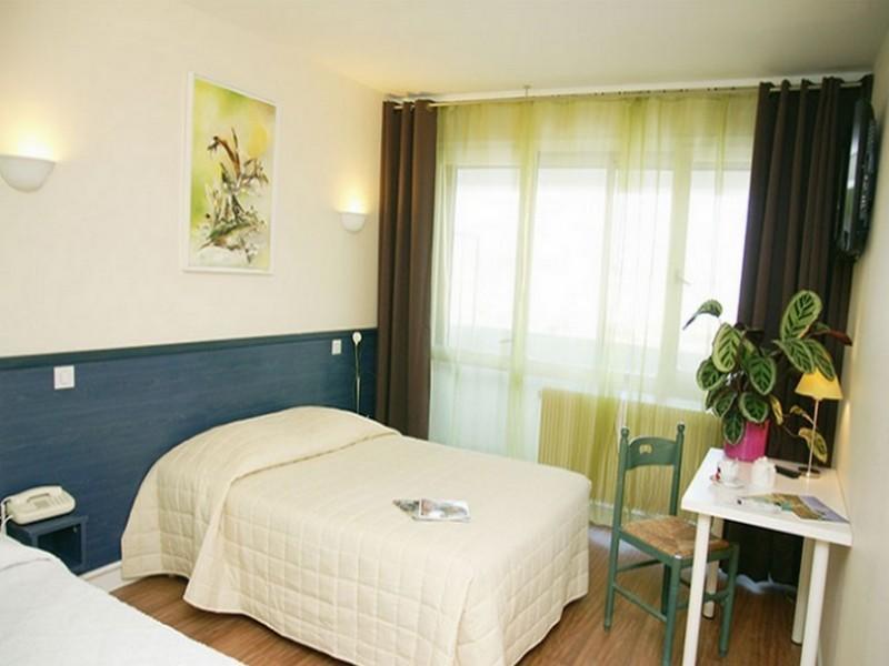 Le Chagny Hotel Шани Стая снимка